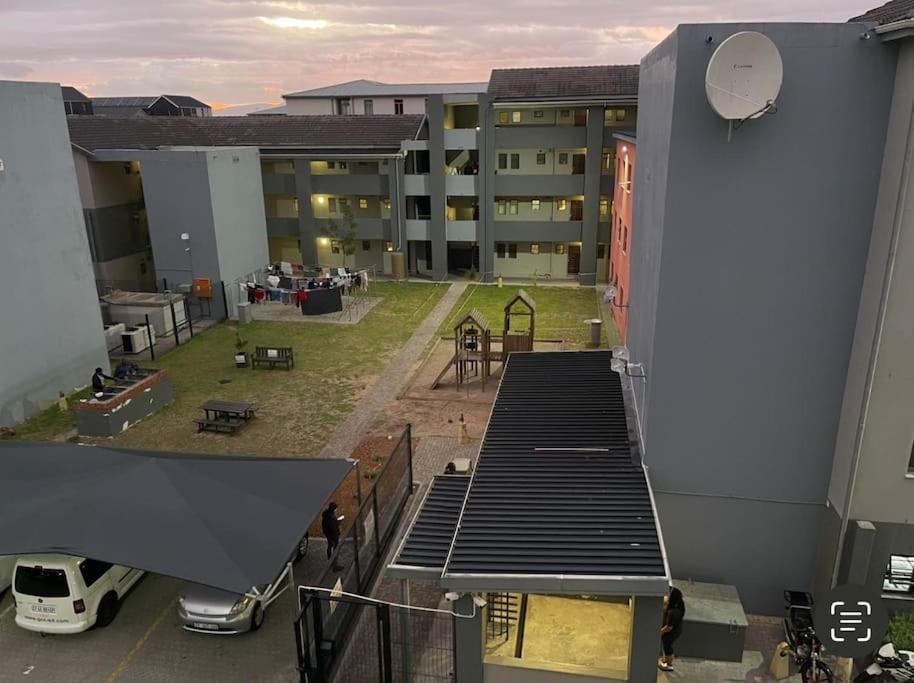 Rest Easy With 24/7 Security Apartment Cape Town Exterior photo